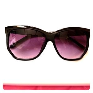 Oversized faded sunglasses